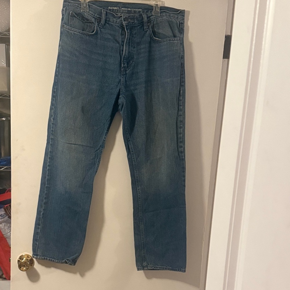 Old Navy Men's Relaxed Blue Jeans